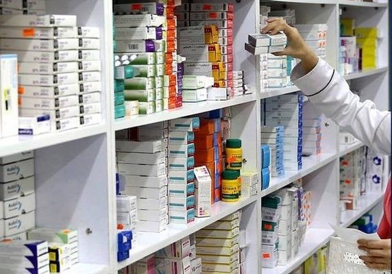 البرلمان يتحرك لتوحيد تسعيرة الدواء في العراق.. برلماني يكشف التفاصيل